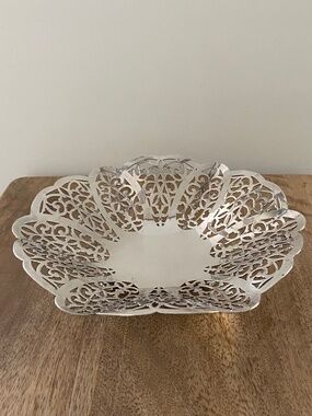 Vintage Silverplate Filigree Footed Dish Pierced Bowl Decorative